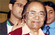 Pakistan cricket great Hanif Mohammad brought back to Life after his Heart Beat stops